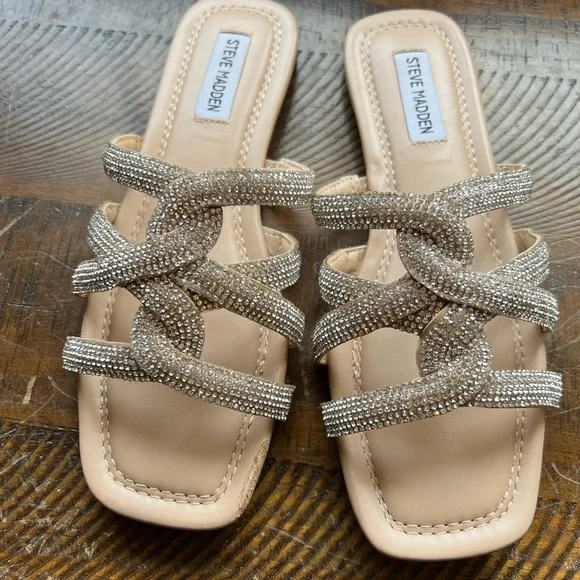 EUC Steve Madden Sandals - Picture 1 of 5